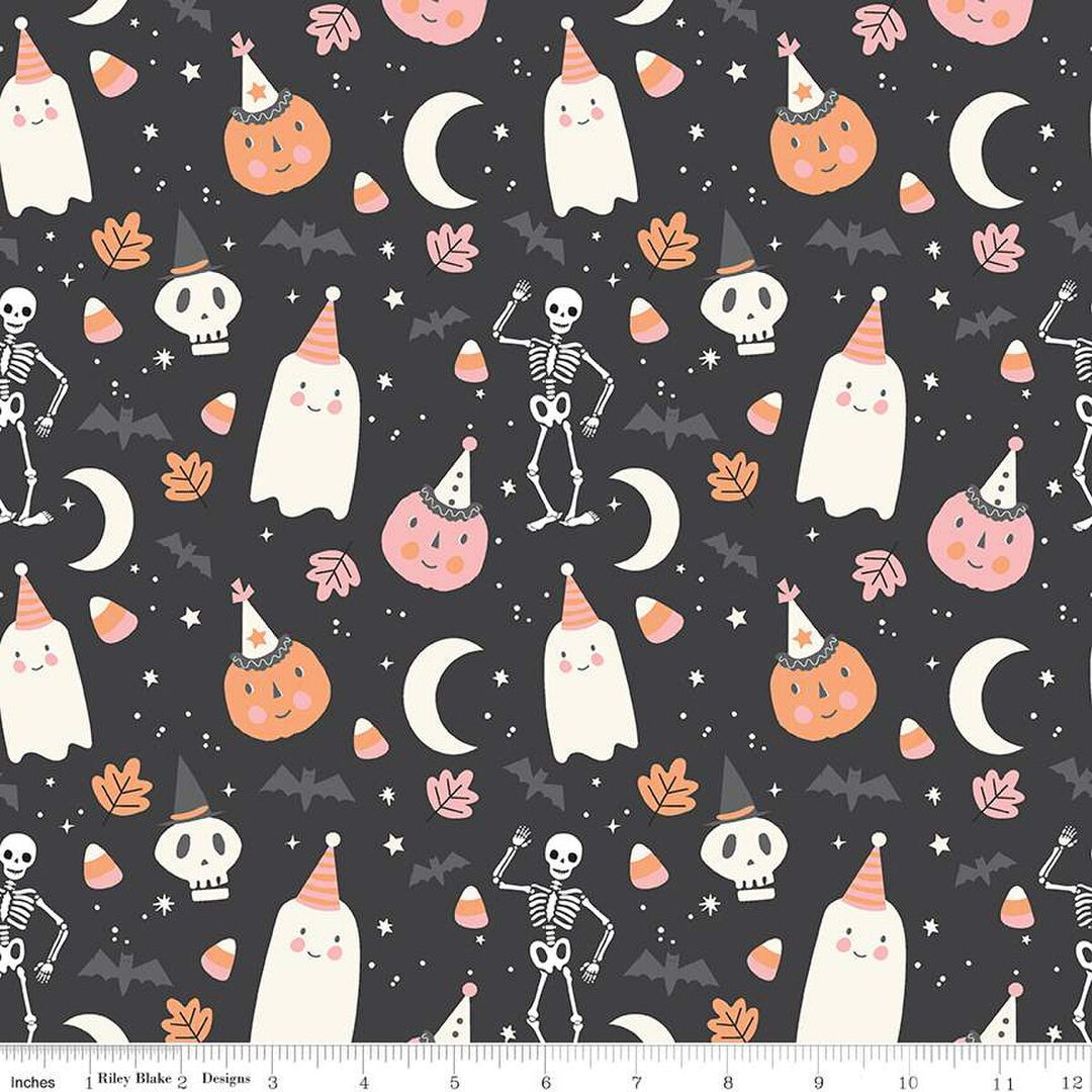 A closeup shot of the quilting fabric pattern called Hey Pumpkin, designed by My Mind's Eye for Riley Blake, in the charcoal colorway. The SKU is C16030-CHARCOAL.