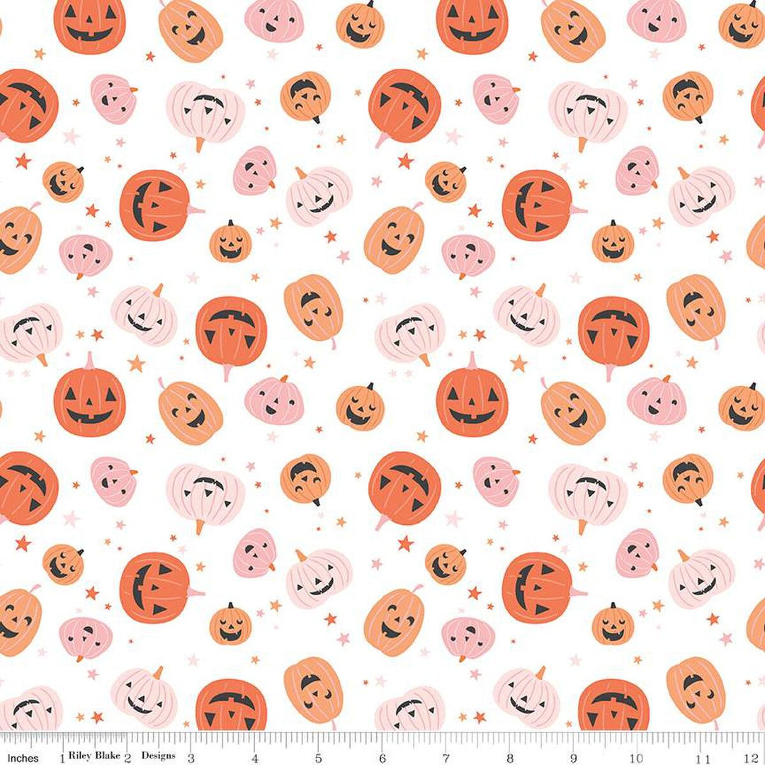 A closeup shot of the quilting fabric pattern called Pumpkins, designed by My Mind's Eye for Riley Blake, in the white colorway. The SKU is C16031-WHITE.