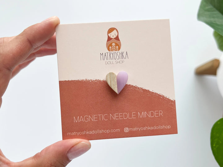 Heart Magnetic Needle Minder