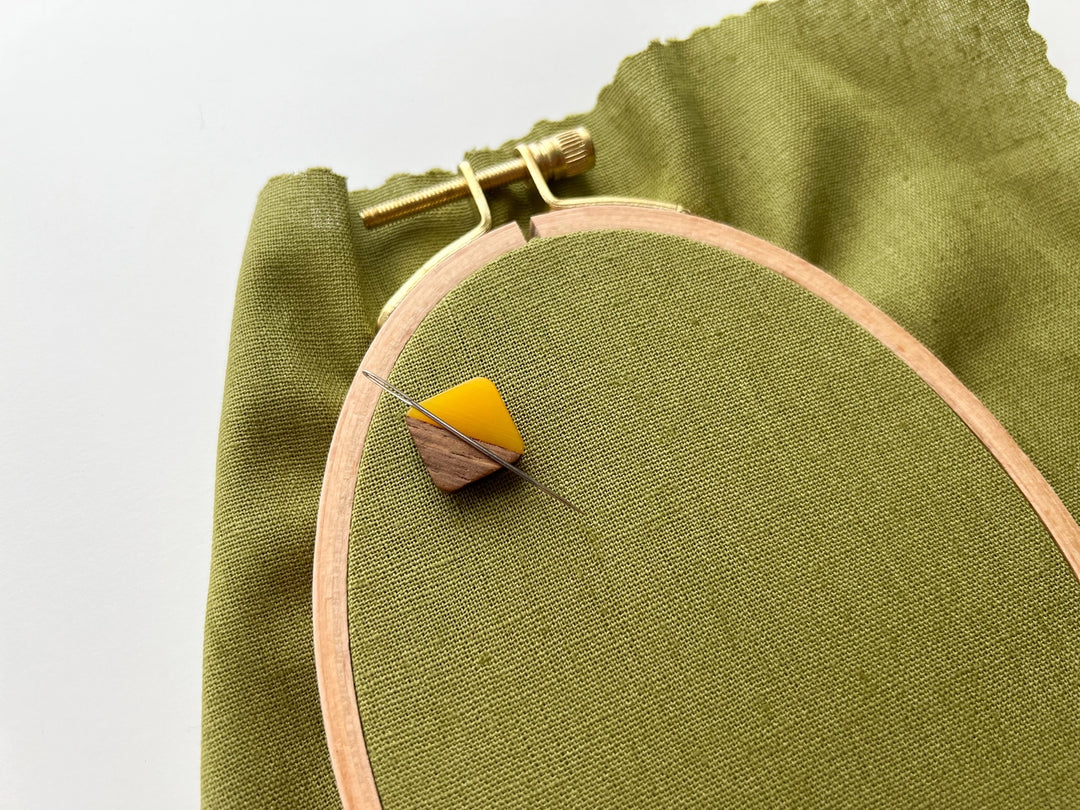 Square Magnetic Needle Minder